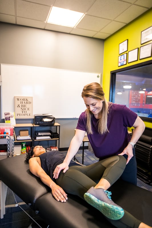 How Pelvic Floor Physical Therapy Enhances Athletic Performance